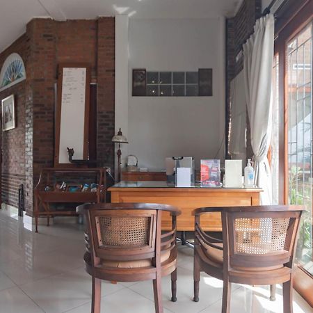 בנדונג Reddoorz Plus Near Dago Pakar מראה חיצוני תמונה
